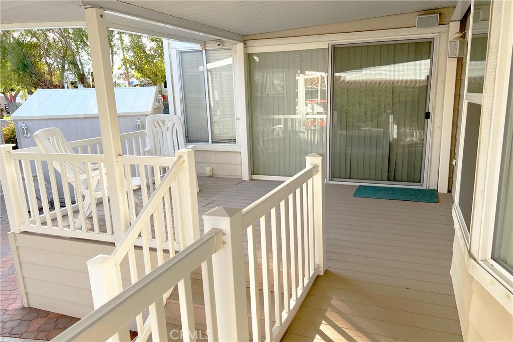 MLS #OC25019446 image #1