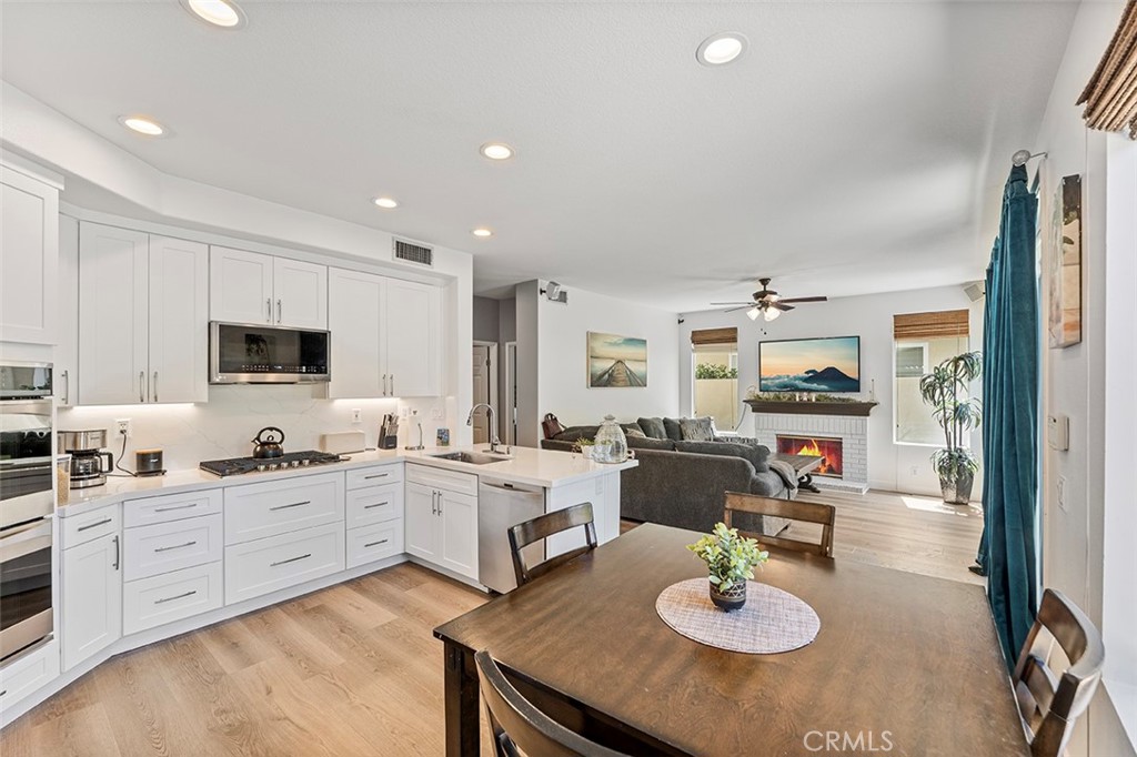 MLS #OC25019757 image #14