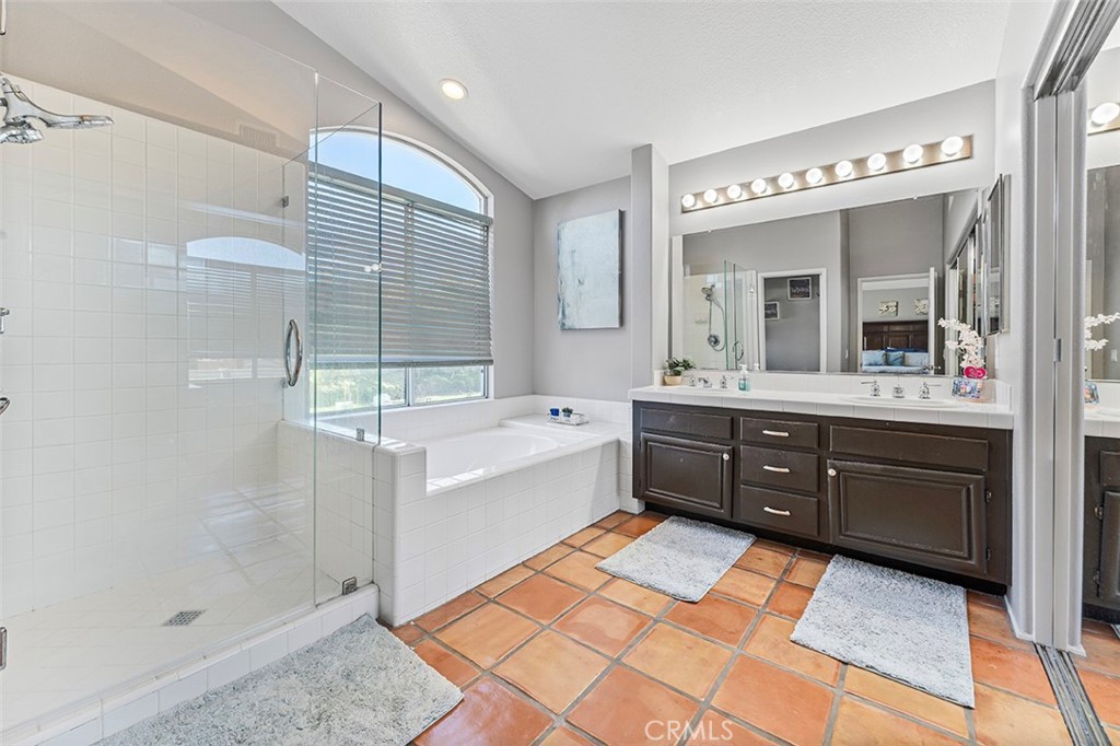 MLS #OC25019757 image #22