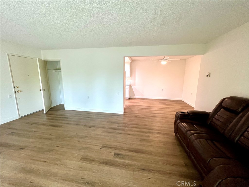 MLS #OC25022830 image #11