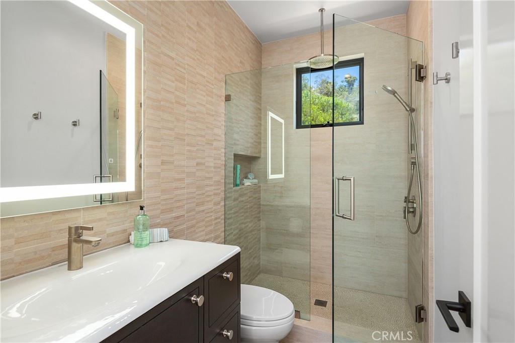 MLS #OC25025283 image #15