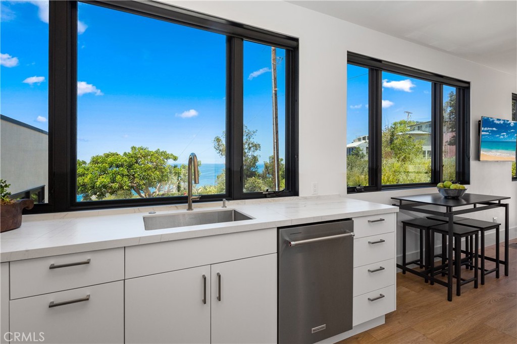 MLS #OC25025283 image #6