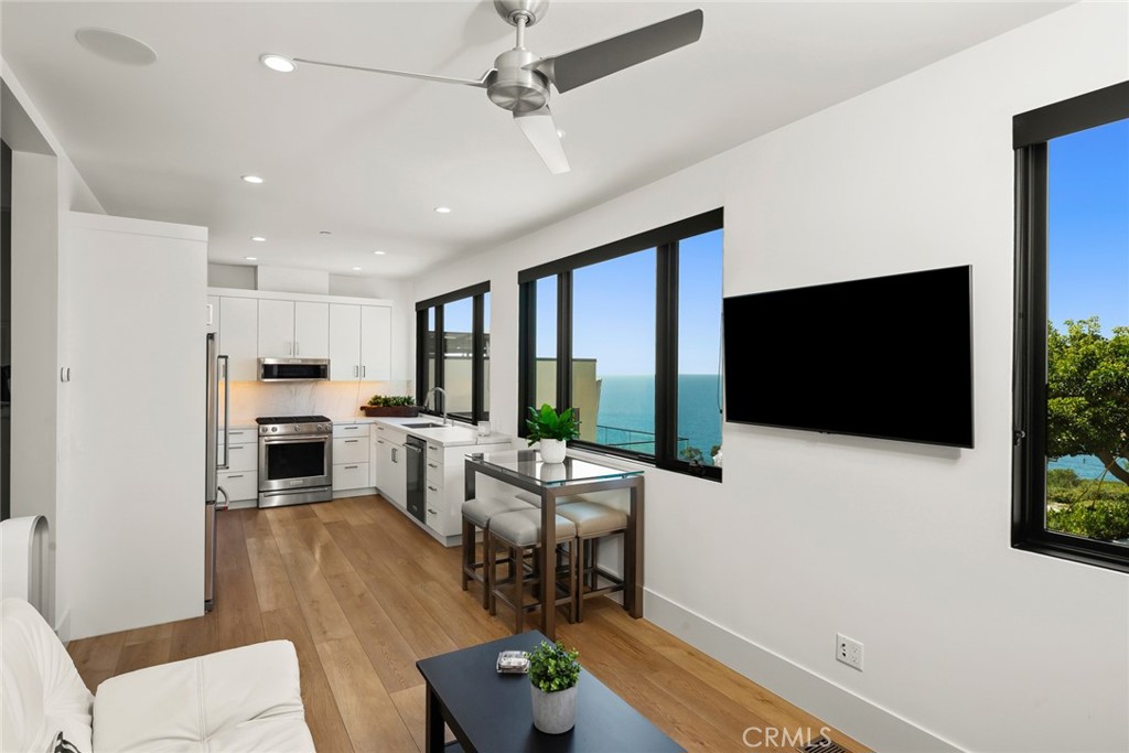 MLS #OC25025283 image #9