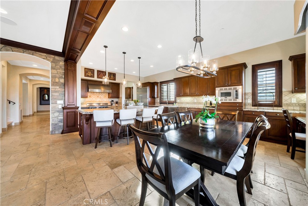 MLS #OC25028240 image #12