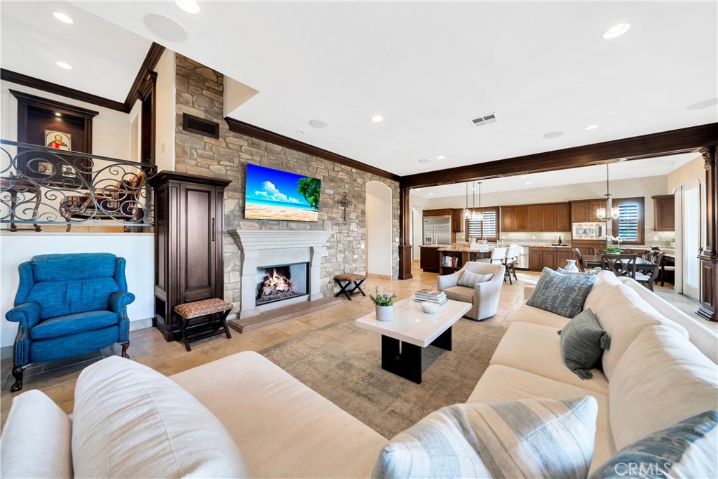 MLS #OC25028240 image #18