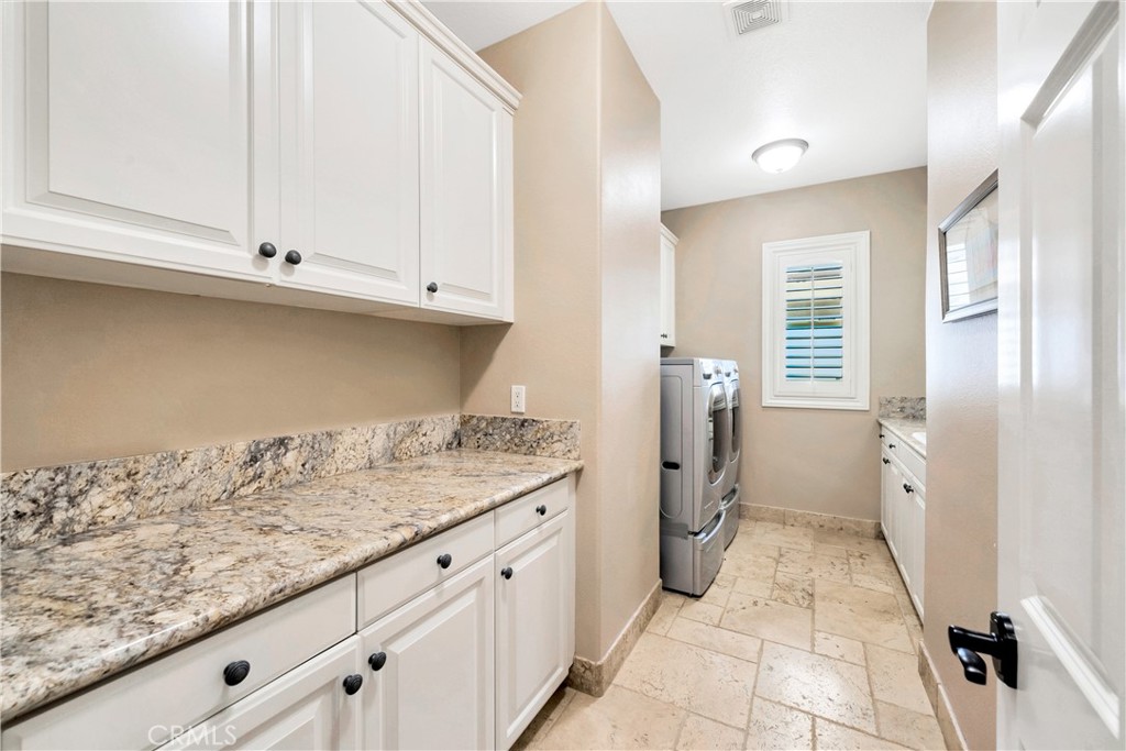 MLS #OC25028240 image #30