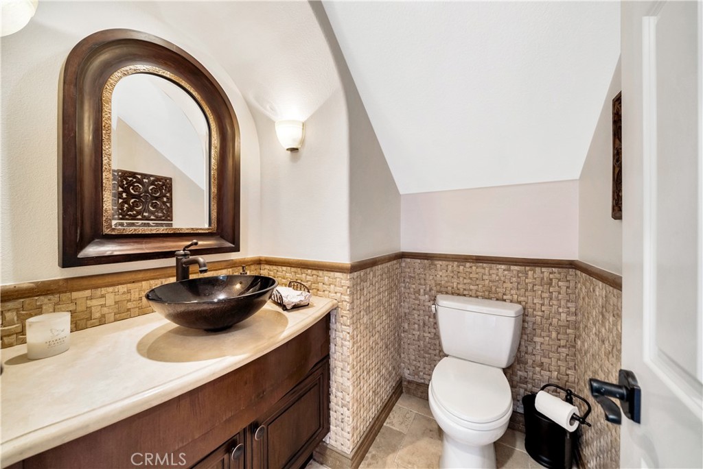 MLS #OC25028240 image #9