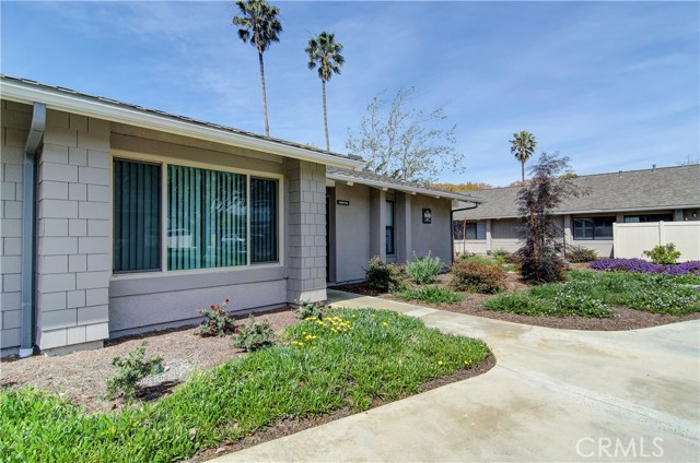 MLS #OC25028446 image #1