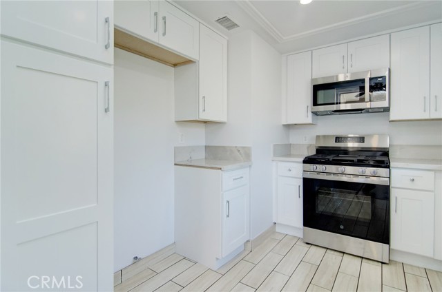MLS #OC25028446 image #7