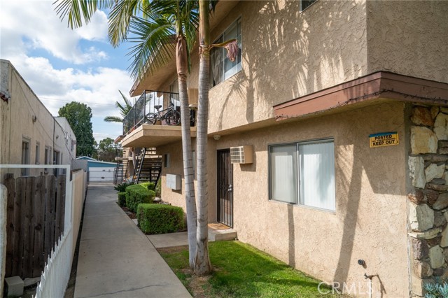 MLS #OC25029849 image #3