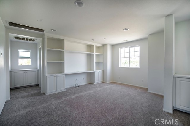 MLS #OC25031334 image #10