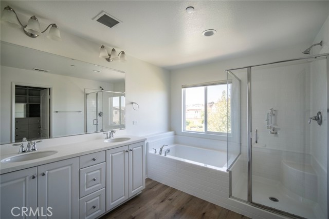 MLS #OC25031334 image #19