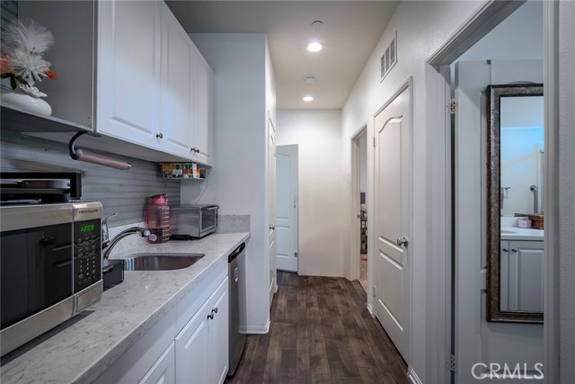 MLS #OC25031334 image #38