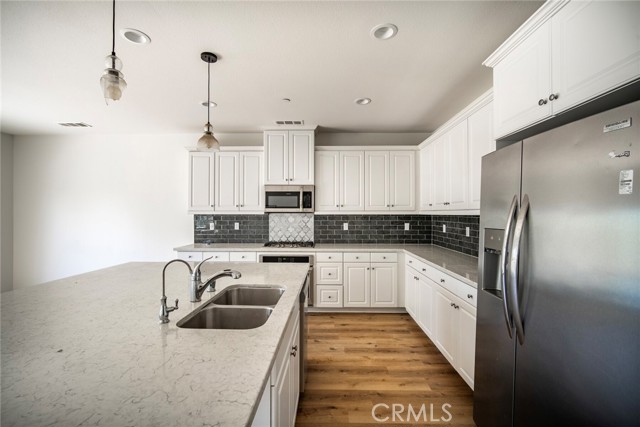 MLS #OC25031334 image #4