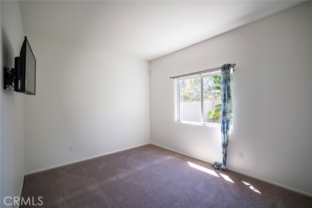 MLS #OC25031334 image #6