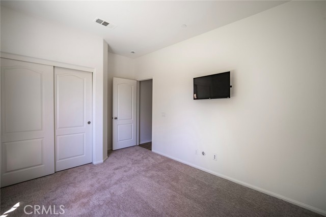 MLS #OC25031334 image #7