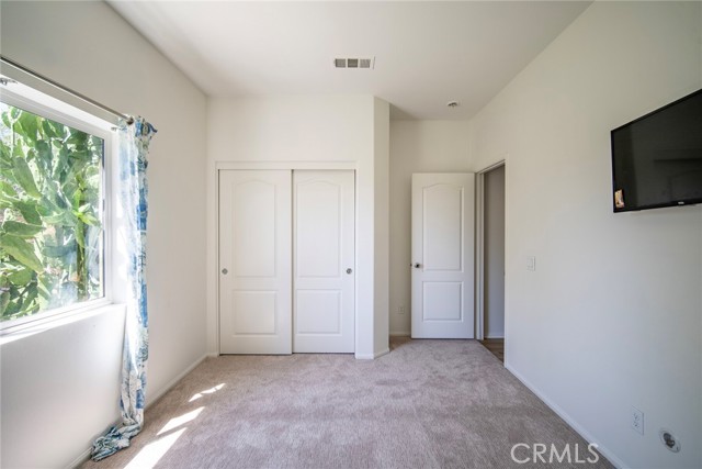 MLS #OC25031334 image #8