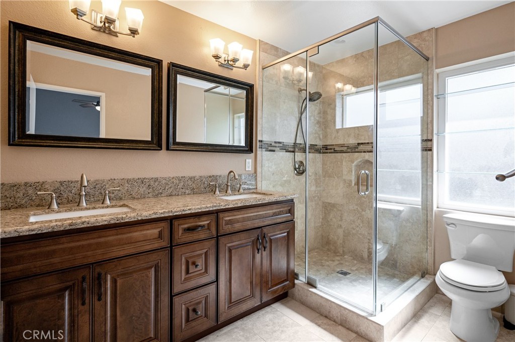 MLS #OC25031990 image #15