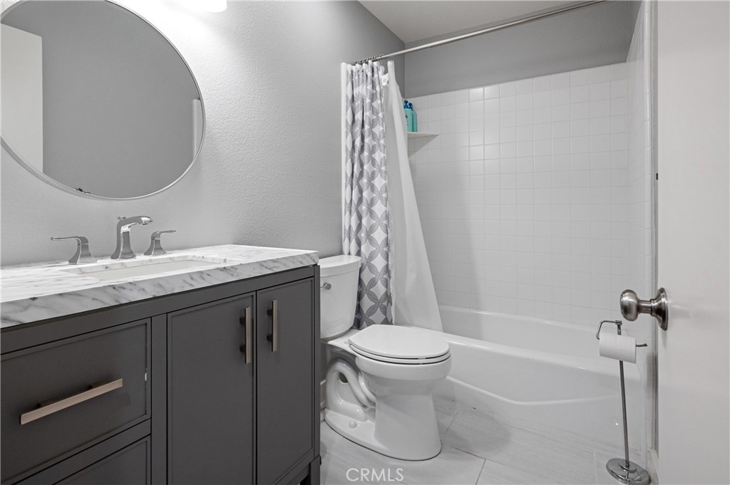 MLS #OC25031990 image #17