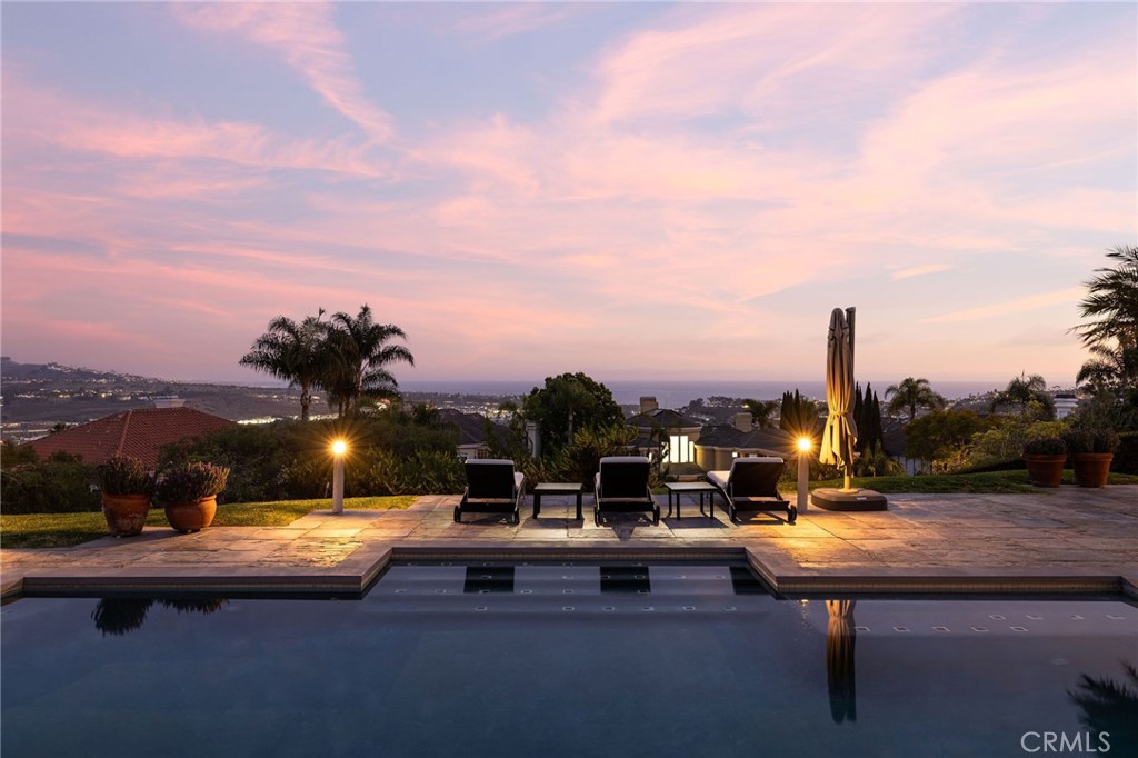 MLS #OC25032377 image #1