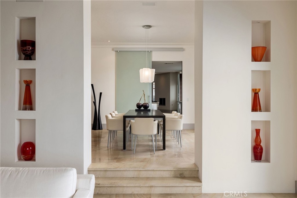 MLS #OC25032377 image #7