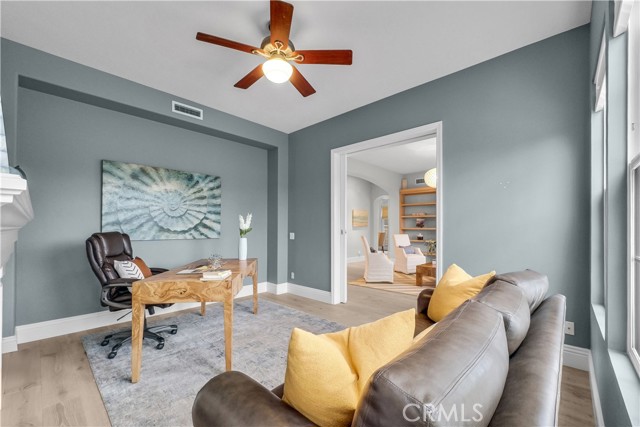 MLS #OC25033752 image #16