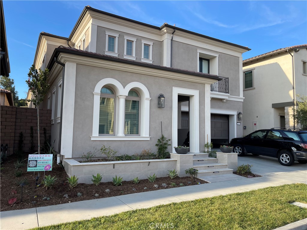 MLS #OC25034387 image #1