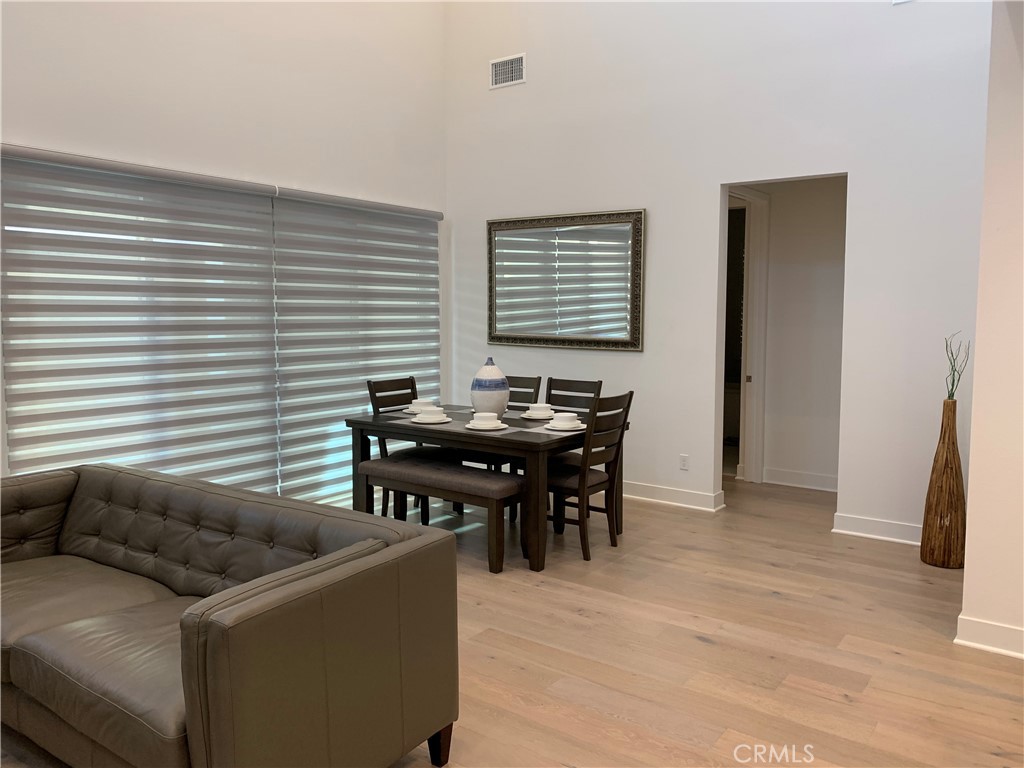 MLS #OC25034387 image #6