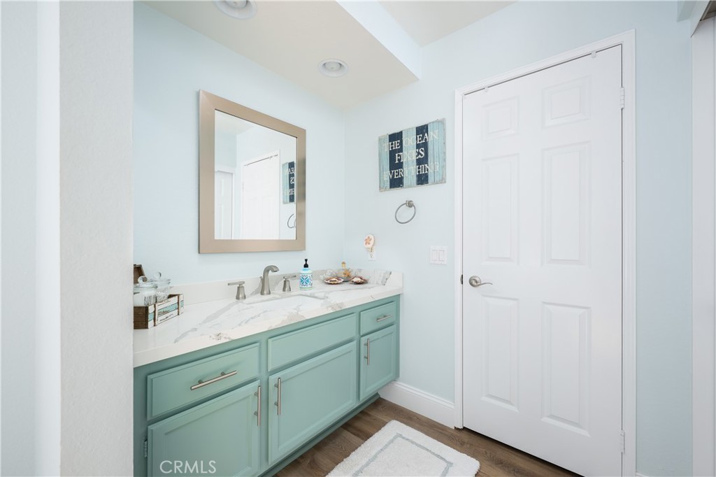 MLS #OC25034446 image #17