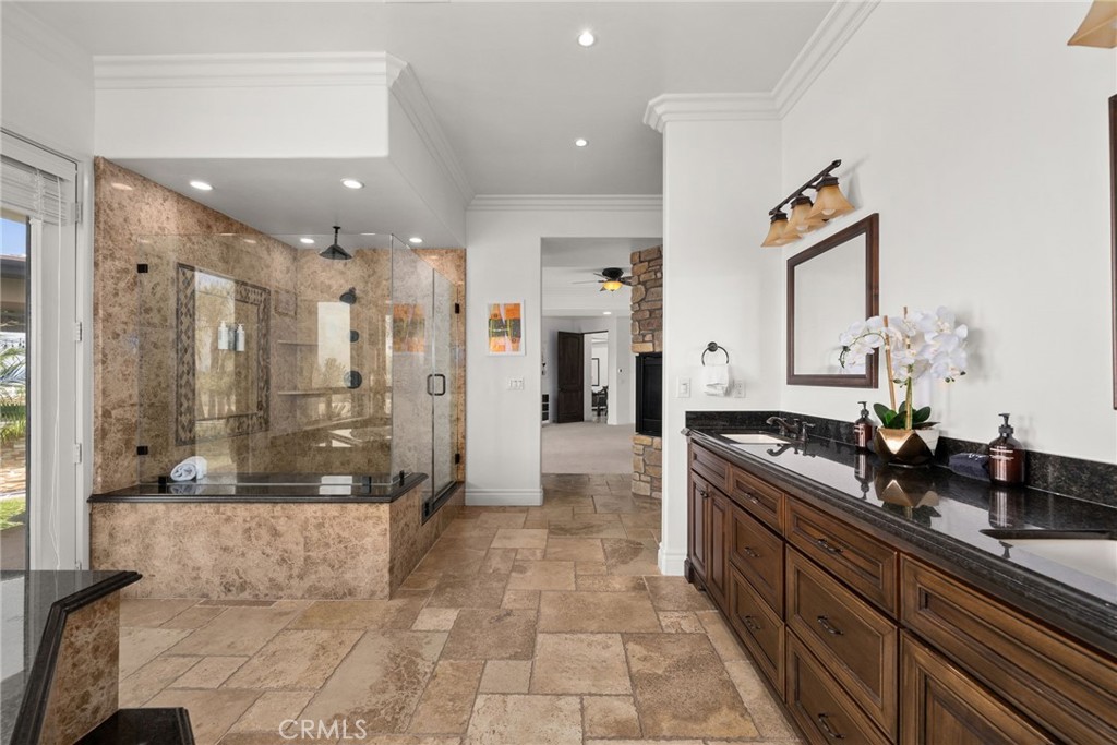 MLS #OC25036888 image #16