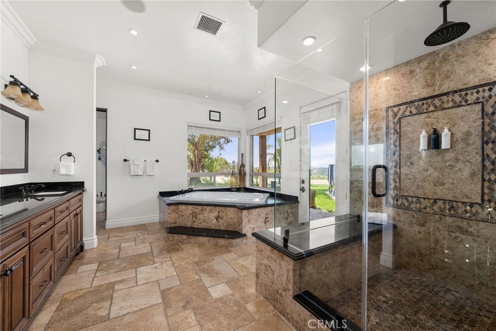 MLS #OC25036888 image #18