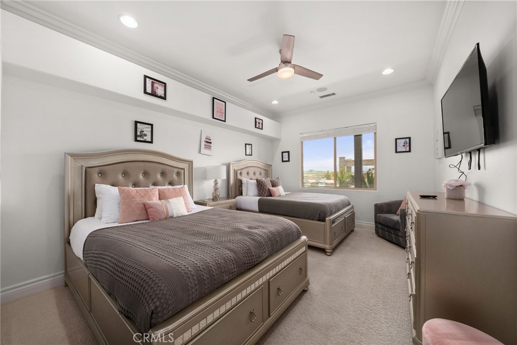 MLS #OC25036888 image #23