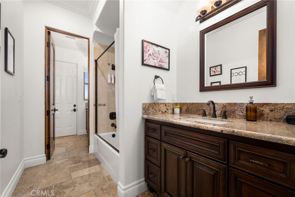 MLS #OC25036888 image #25