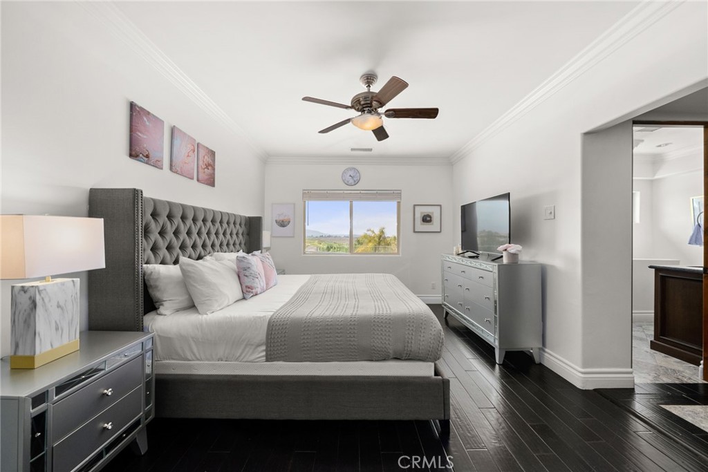 MLS #OC25036888 image #36