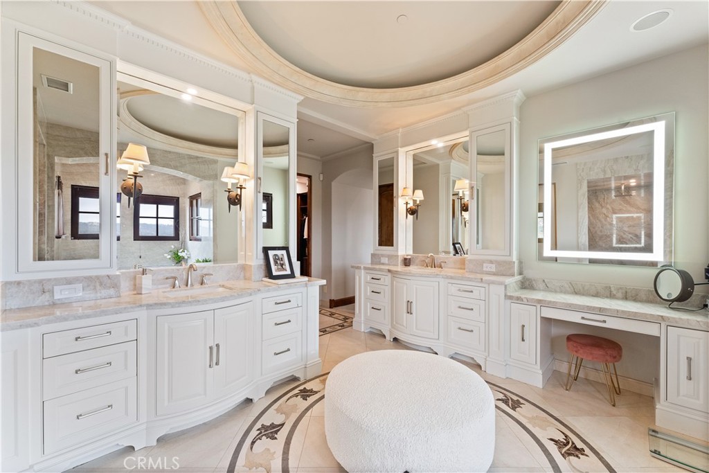 MLS #OC25036900 image #46