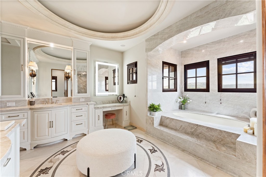 MLS #OC25036900 image #47