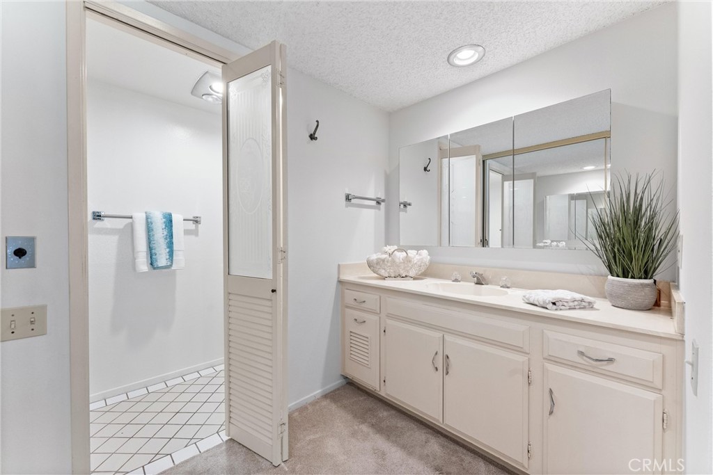 MLS #OC25037700 image #25