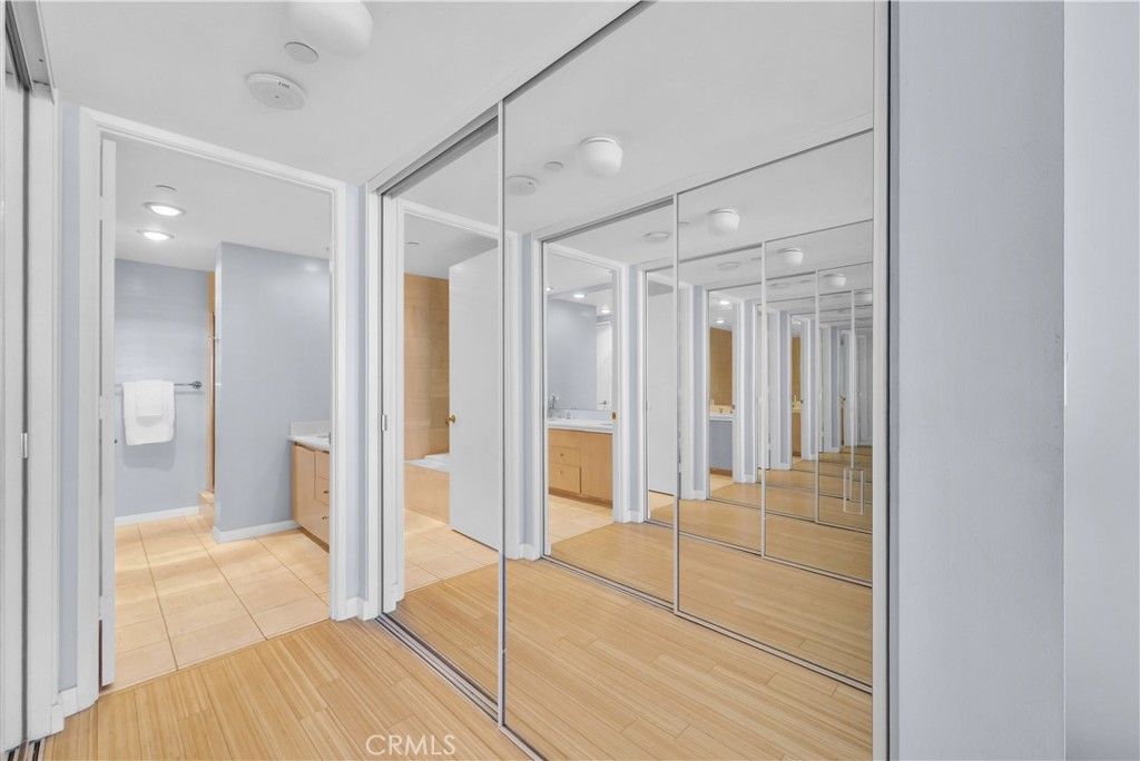 MLS #OC25040655 image #13