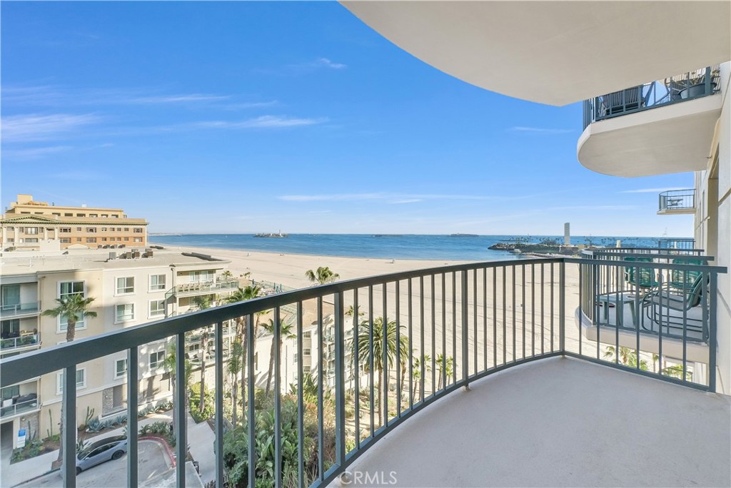 MLS #OC25040655 image #17