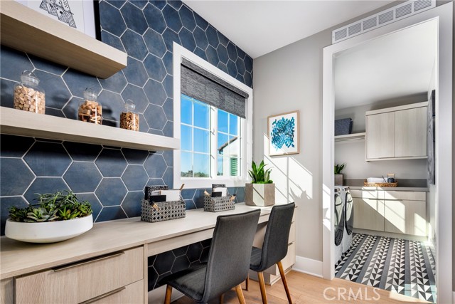 MLS #OC25040907 image #10