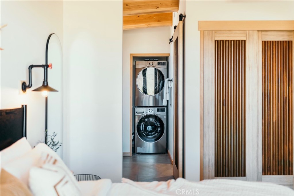 MLS #OC25041427 image #27