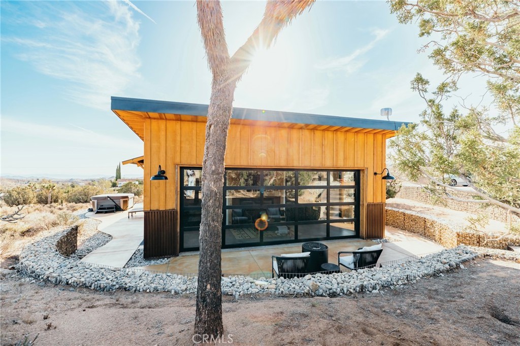 MLS #OC25041427 image #30