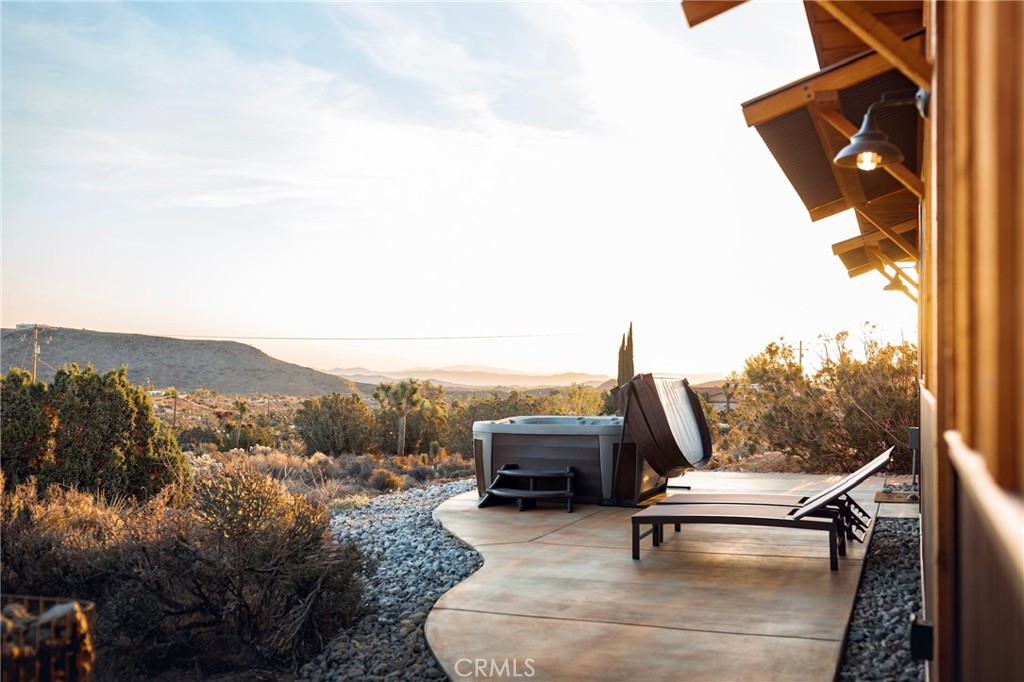 MLS #OC25041427 image #5