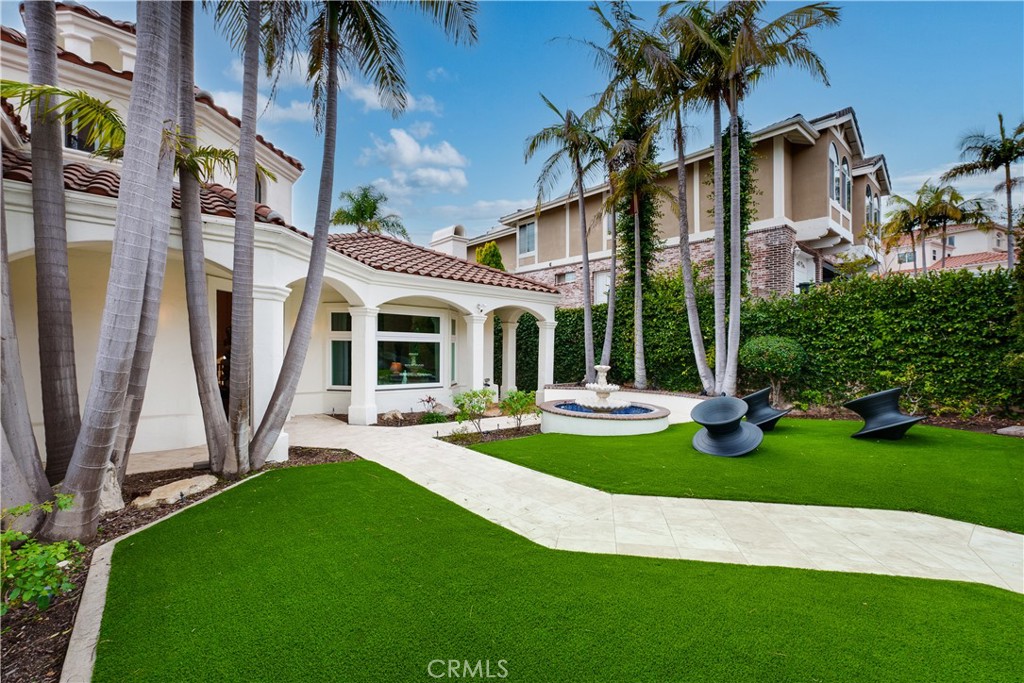 MLS #OC25041623 image #4