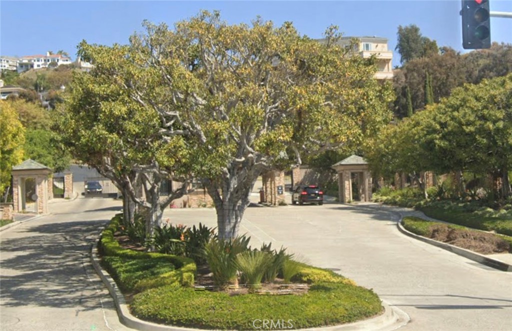 MLS #OC25041623 image #40