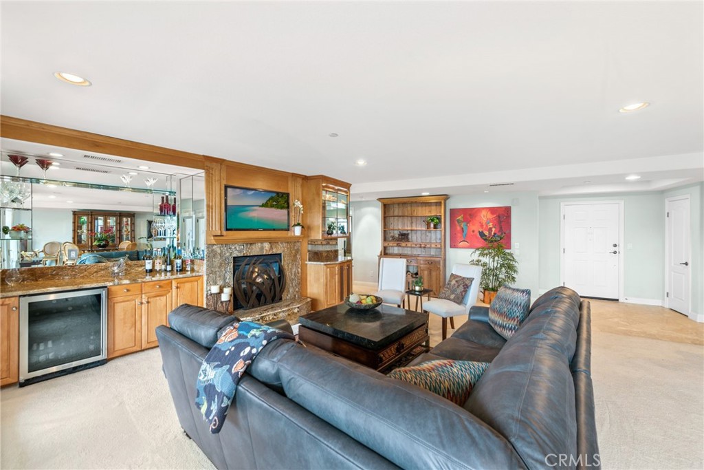 MLS #OC25041805 image #5