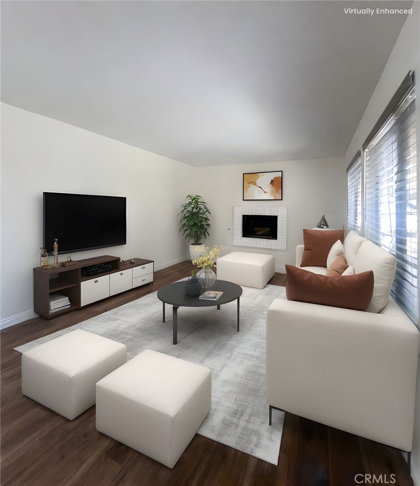 MLS #OC25043109 image #1