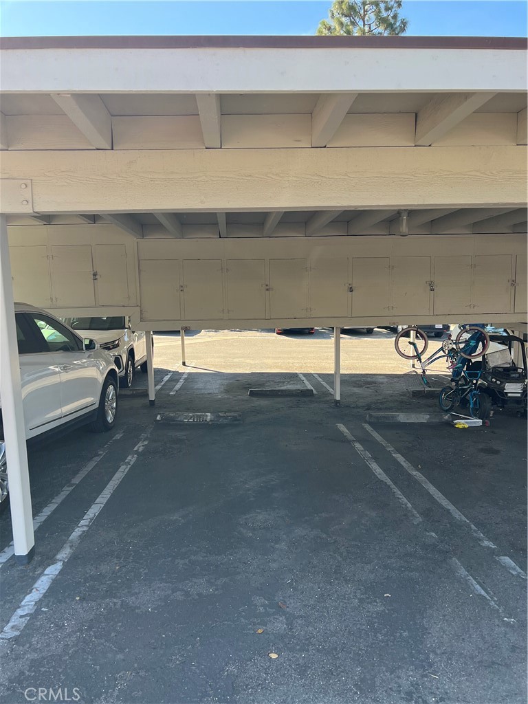 MLS #OC25043109 image #14