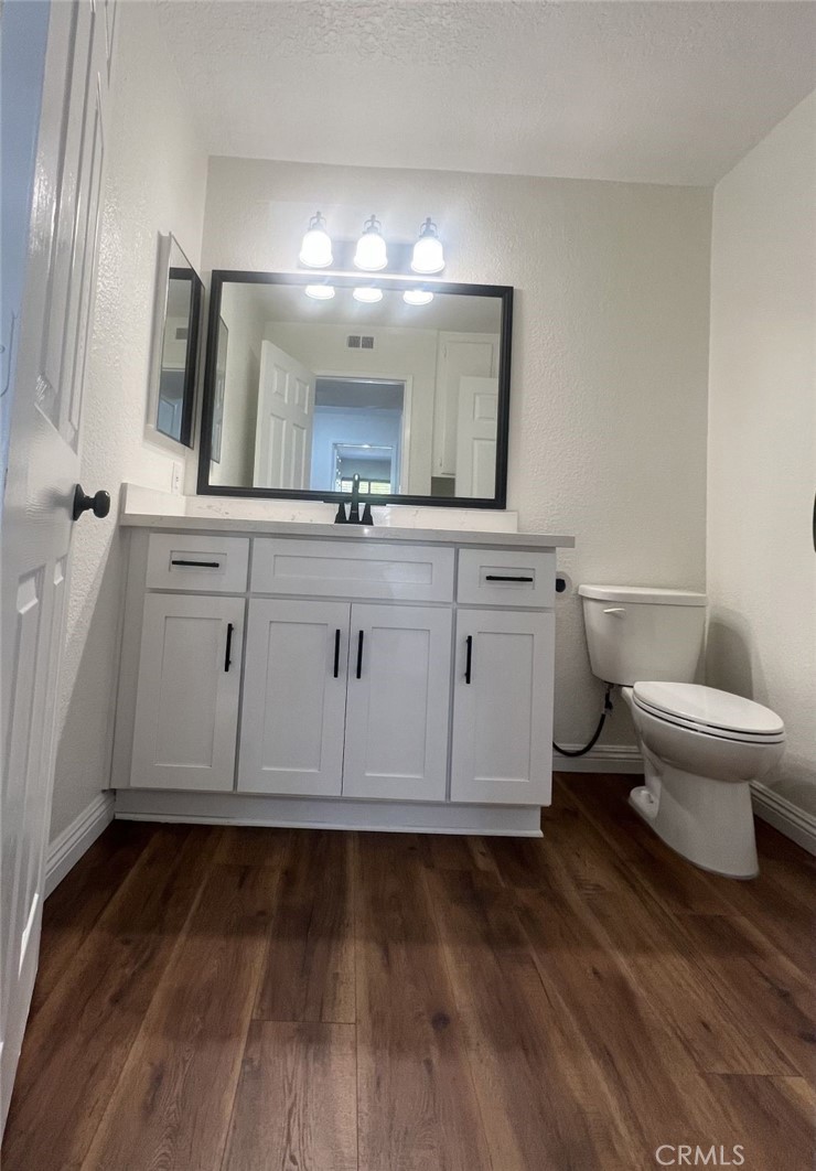 MLS #OC25043109 image #8