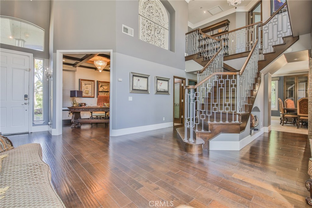 MLS #OC25043683 image #14